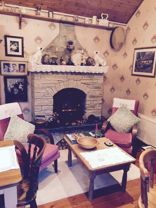 Teresas Cottage Donegal Town Bagian luar foto